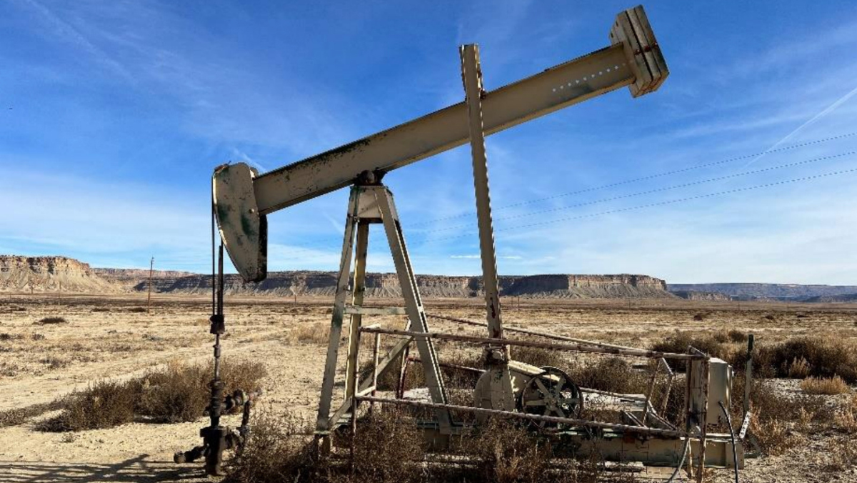 Team Effort Powers a Cleanup Across Four Refuges